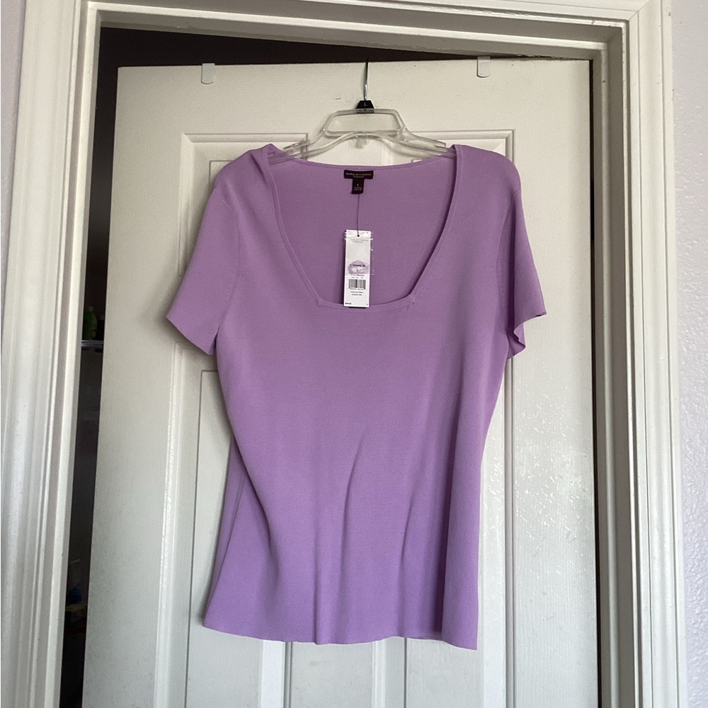 Women’s short sleeve top. NWT. Dana Buchman